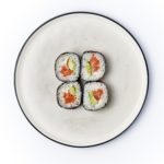 Futomaki de salmón, aguacate y queso (pack 4 unidades)